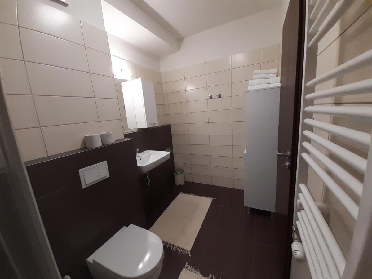 Entrez Radnica Apartamento Košice Exterior foto