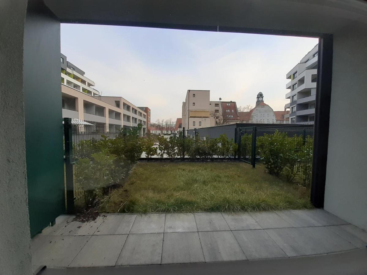 Entrez Radnica Apartamento Košice Exterior foto