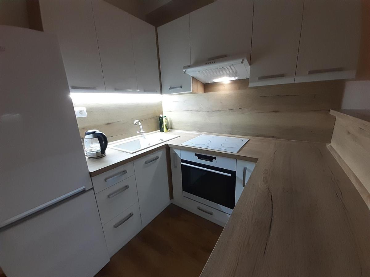 Entrez Radnica Apartamento Košice Exterior foto